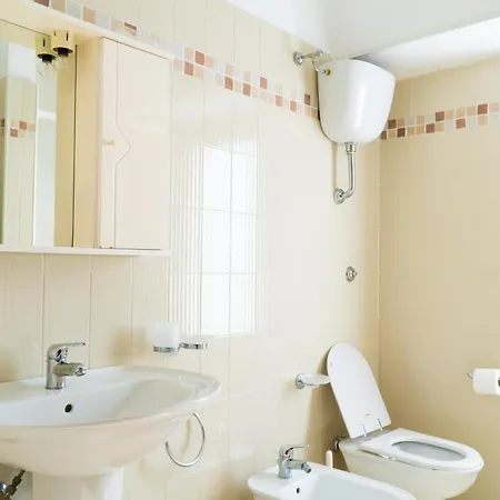 Bortone Hostel