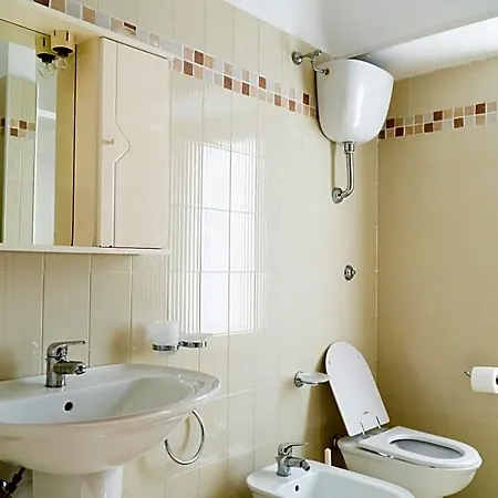 Hostel Bortone